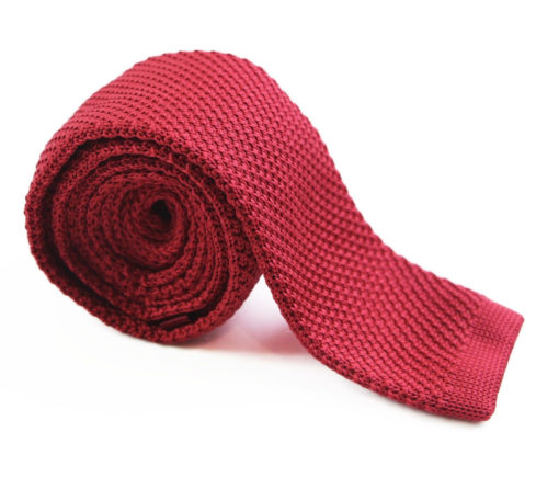 red_knit_tie